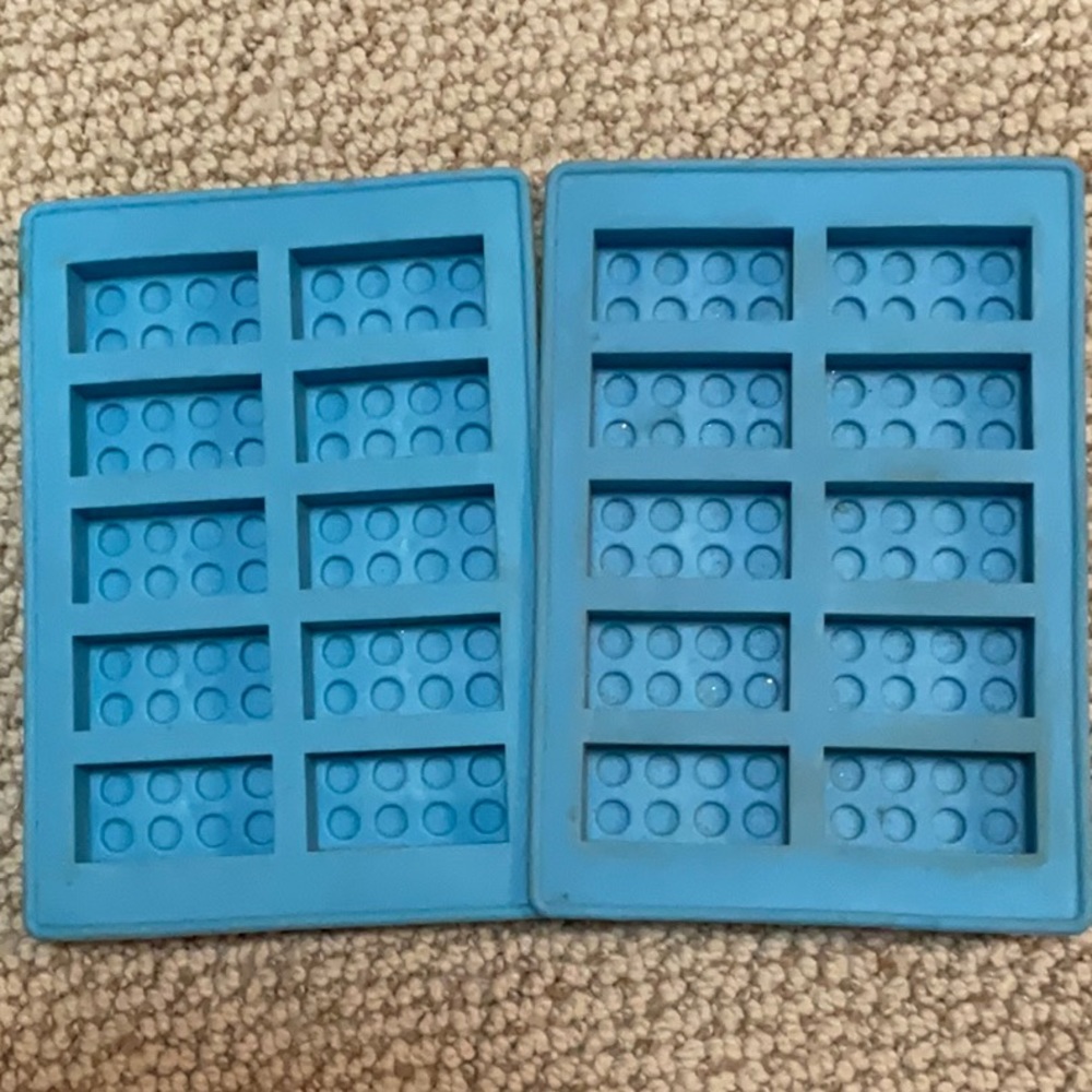 Used silicone Lego chocolate or soap mold
